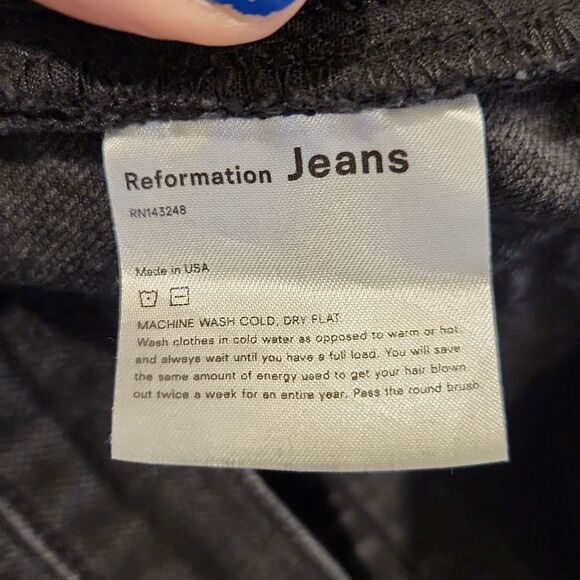 Reformation Serena high skinny crop in faded black destroyed size 25! - Picture 7 of 12